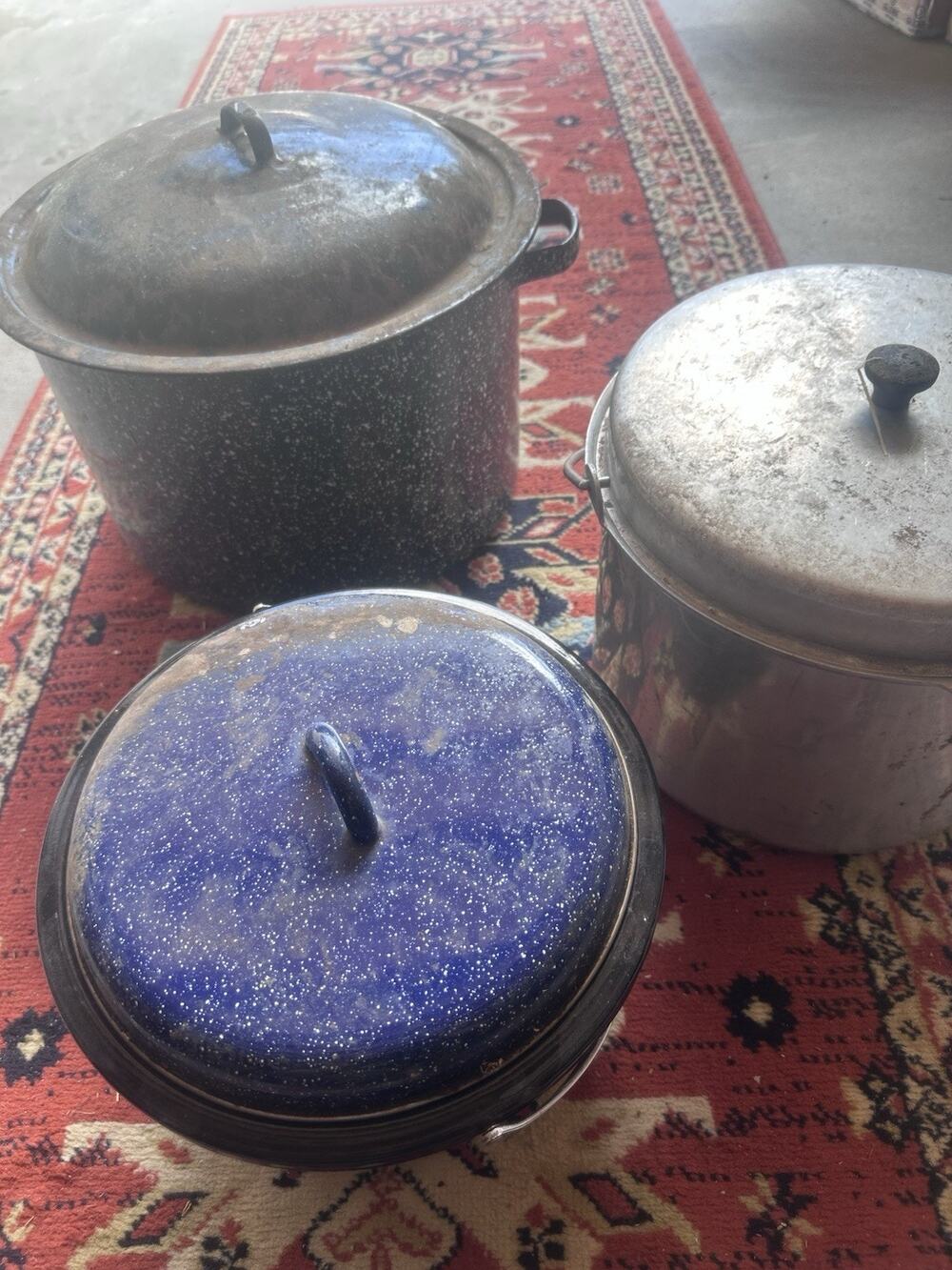 Vintage 3pc Cookware Lot Kitchen Queen & Graniteware Blue Black Enamel Pots Lids